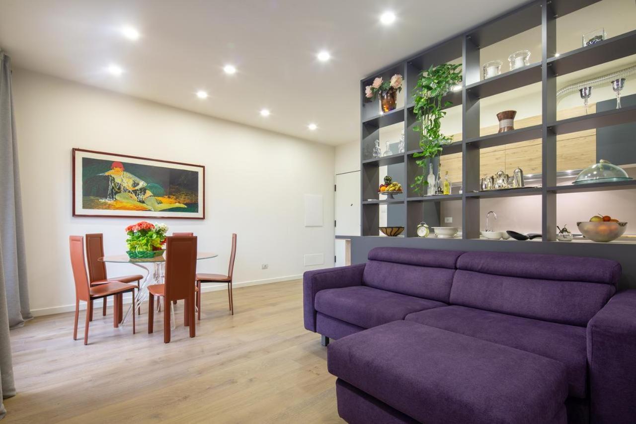 Stunning & Luxurious 1Br Apt 1 Min Walk By Duomo 피렌체 외부 사진
