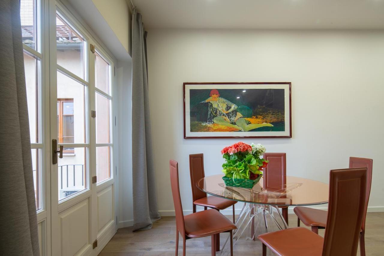 Stunning & Luxurious 1Br Apt 1 Min Walk By Duomo 피렌체 외부 사진