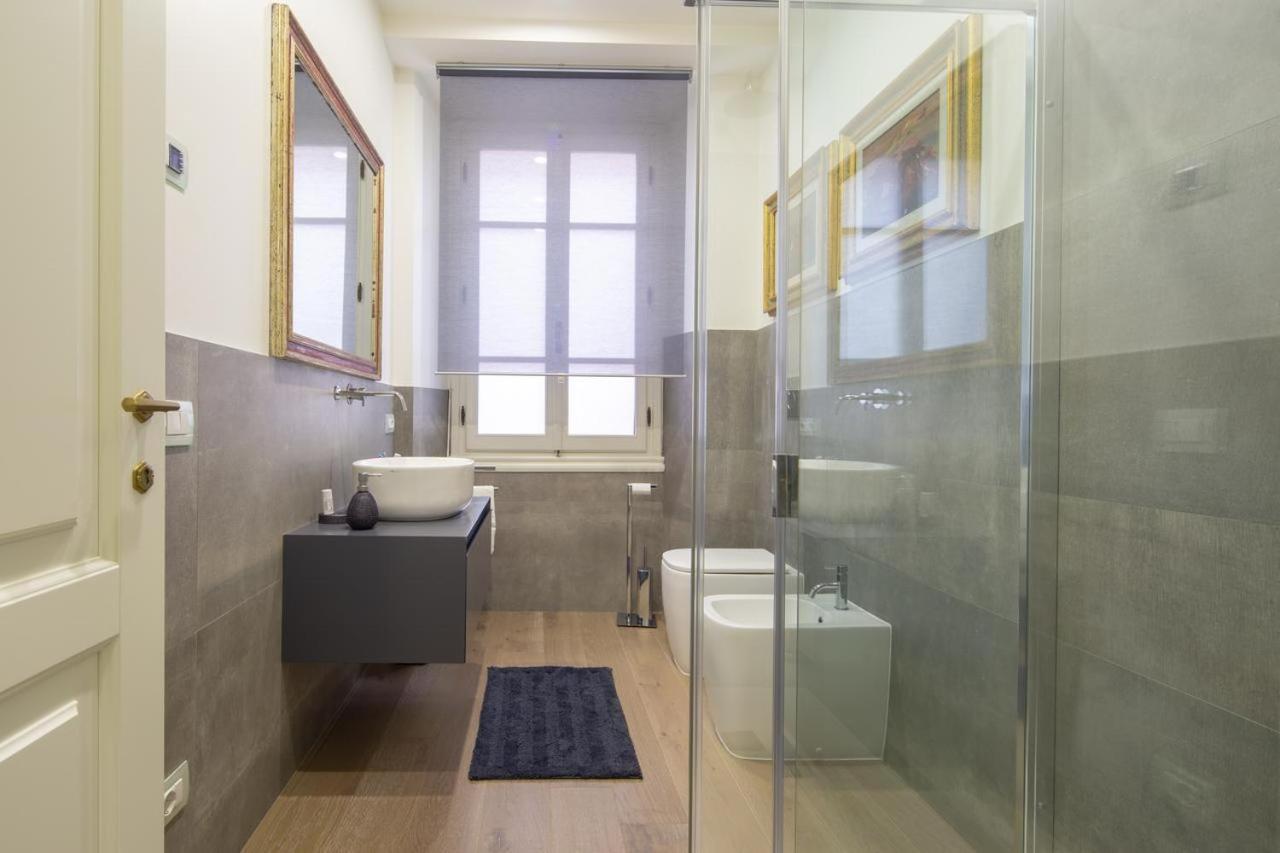 Stunning & Luxurious 1Br Apt 1 Min Walk By Duomo 피렌체 외부 사진